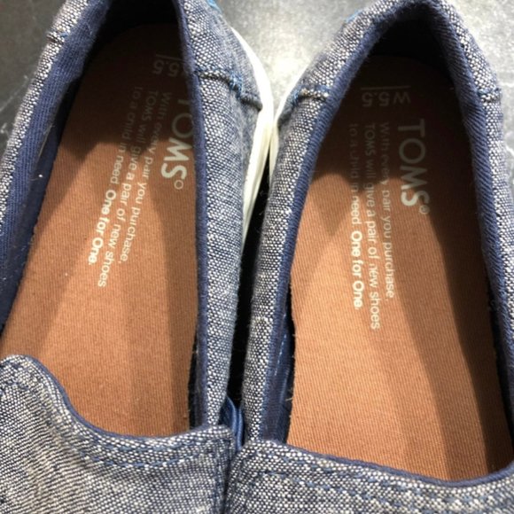 Tom's Women's Slip On Size 5.5 - Picture 2 of 9